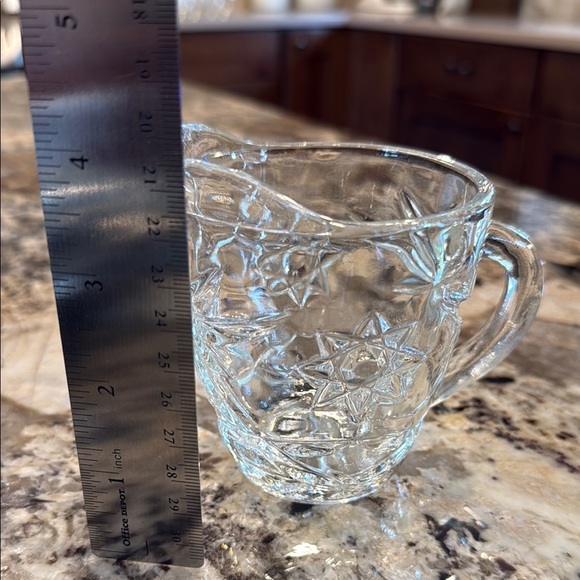 Vintage Anchor Hocking Prescut Star of David 8 Oz Creamer Pitcher Clear Glass. - Picture 3 of 3